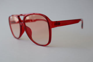 DOMMER RED