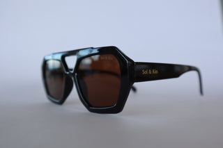 DIVA BLACK