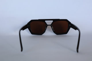 DIVA BLACK